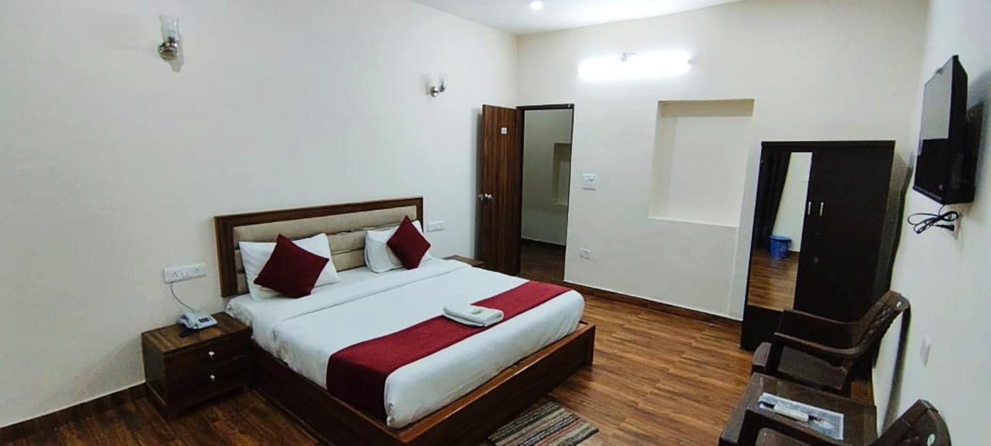 Luxury Rooms In Safdarjung Enclave Near Aiims & Safdarjung Hospital New Delhi Exterior foto