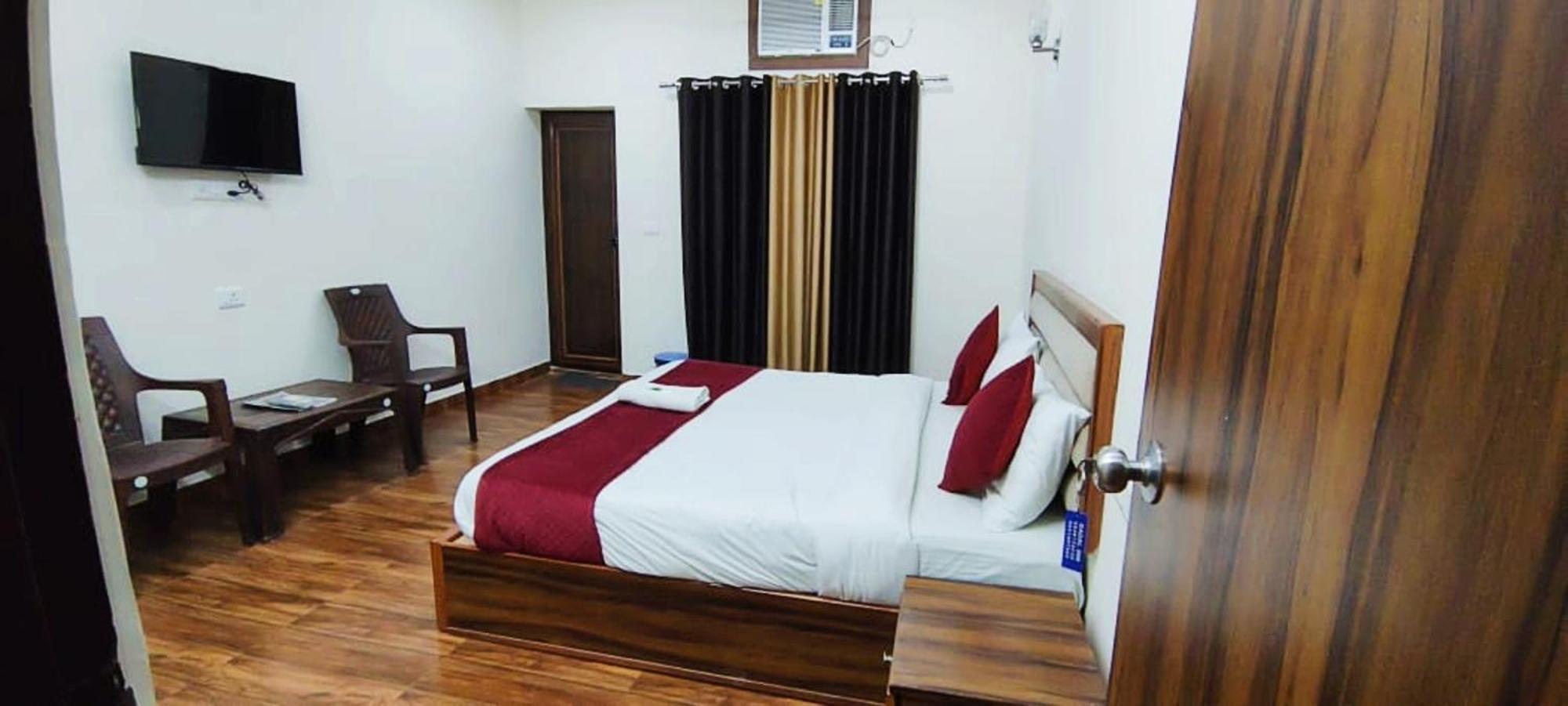 Luxury Rooms In Safdarjung Enclave Near Aiims & Safdarjung Hospital New Delhi Exterior foto